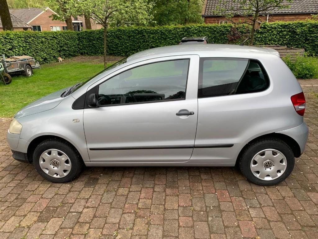 Volkswagen Fox 1.2 40KW 2009 Grijs, Auto's, Voorwielaandrijving, Stof, 969 kg, 4 stoelen