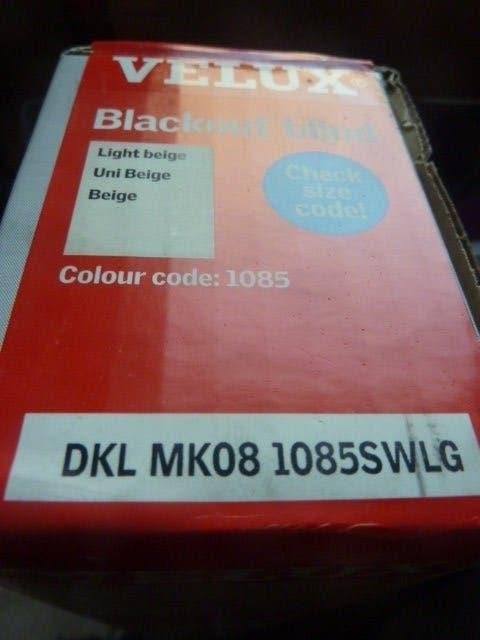 Nieuw Velux verduisteringsgordijn / MK08 (78x140) wit omlijs, Ophalen of Verzenden, Nieuw, Beige