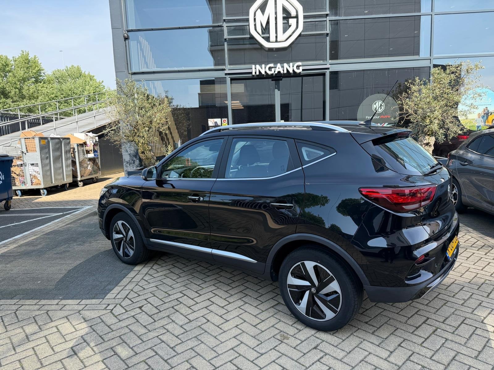 MG ZS EV Standard Range Comfort 50 kWh | CarPlay | Camera |, Auto's, 12 maanden, Stof, ZS, Zwart