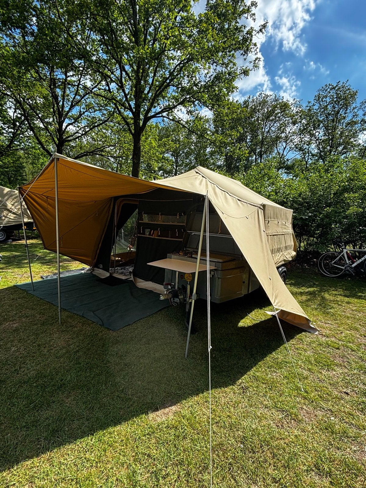 Aart Kok Zambezi River Lodge vouwwagen, Ophalen, Aart Kok, Beige, Aanwezig