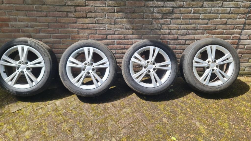BMW 17" Styling 385 Velgen met banden F48 X1 F20 F22 F45 F46, Ophalen, Gebruikt, 17 inch, 205 mm