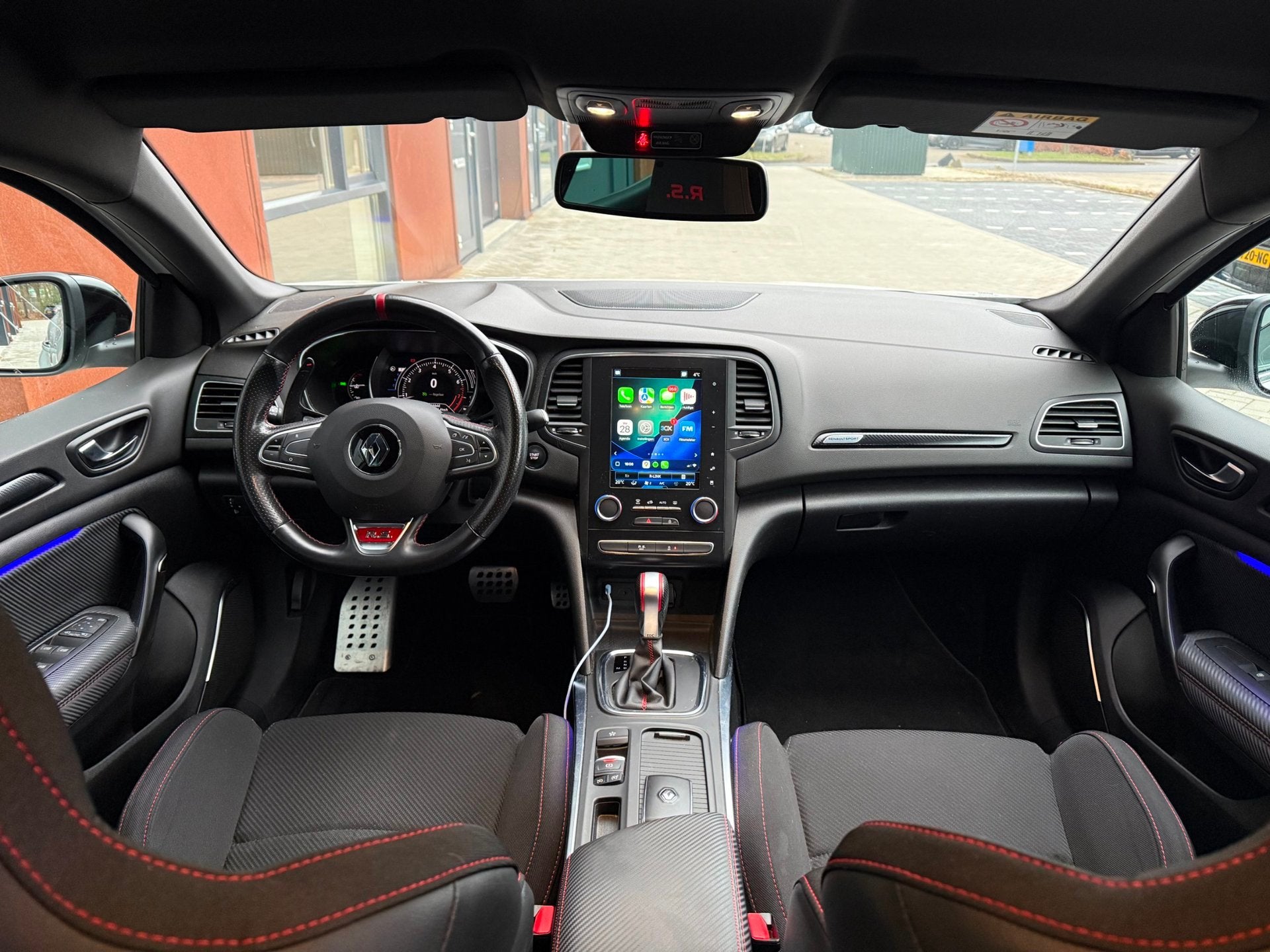 Renault Mégane 1.8 TCe 280 RS | Dealer | 19" LM | CarPlay |, Dealer onderhouden, Stof, Gebruikt, 4 cilinders