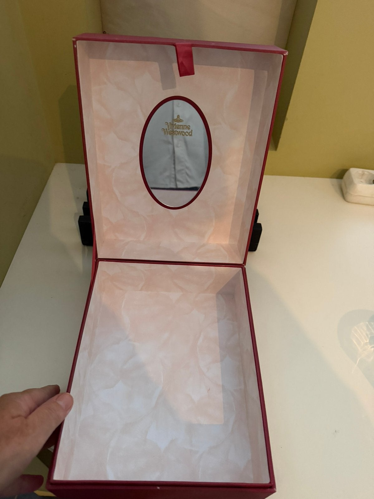 Doos vivienne Westwood Boudoir met leeg flesje, Ophalen of Verzenden, Gebruikt, Overige typen