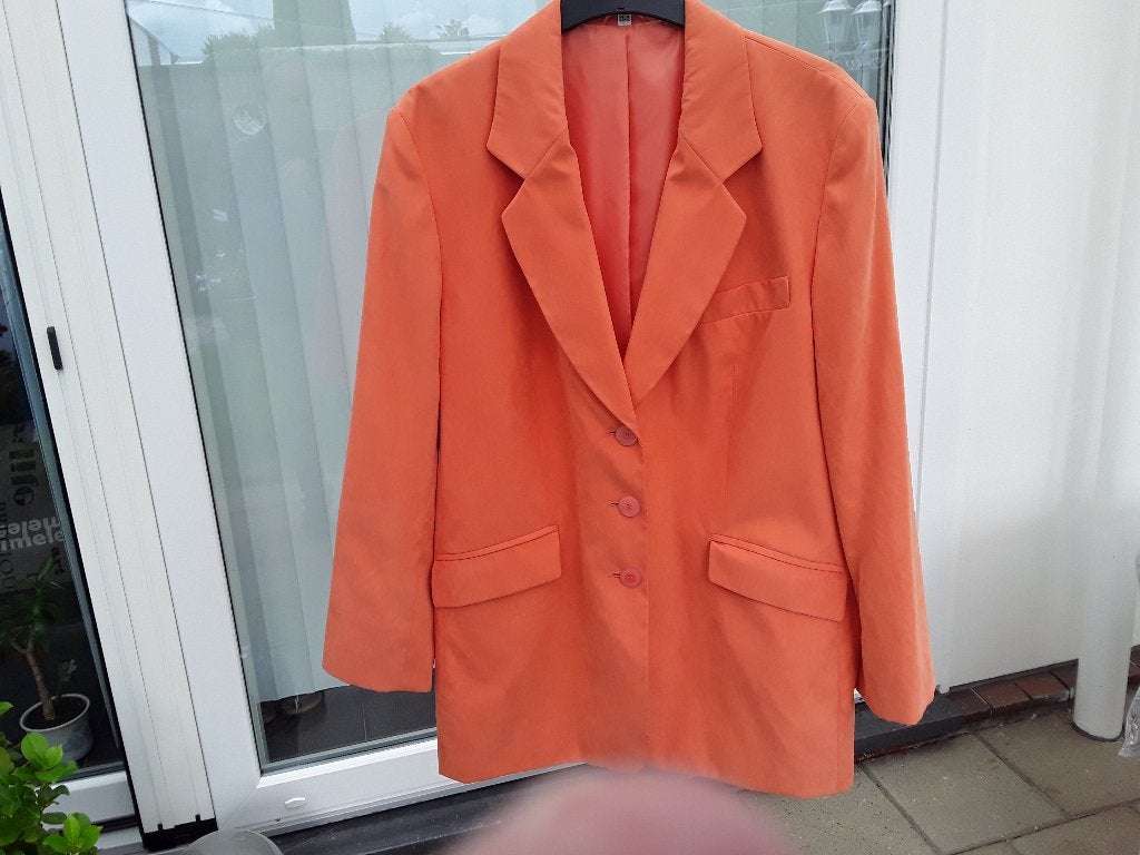 damesjasje blazer in zachtoranje kleur mt.42, Maat 42/44 (L), Oranje, Ophalen of Verzenden, Zo goed als nieuw