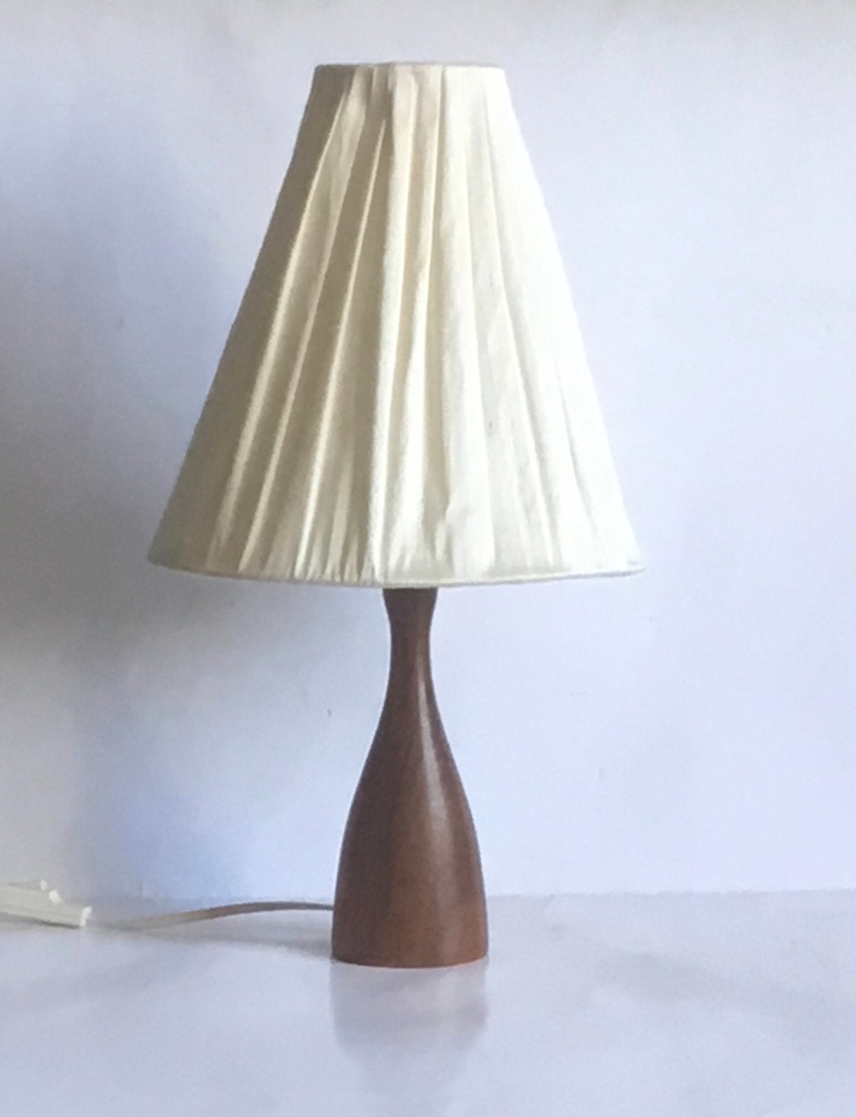 vintage Deens design tafellamp teakhout jaren 60, Ophalen, Gebruikt, Design