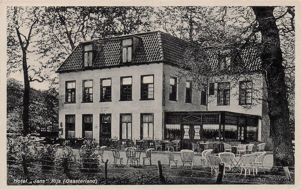 703-381-043 Hotel Jans Rijs Gaasterland, Verzamelen, Ansichtkaarten | Nederland, Verzenden, Voor 1920, Friesland