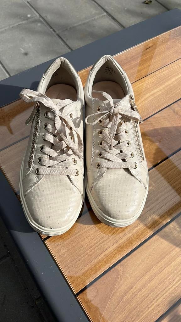 Mooie medicus schoenen, Beige, Overige typen, Ophalen of Verzenden, Zo goed als nieuw