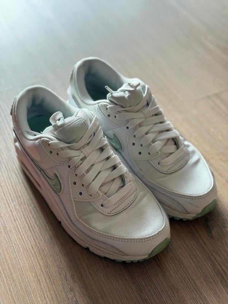 Nike Air Max 90, Wit, Nike, Ophalen of Verzenden, Sneakers of Gympen