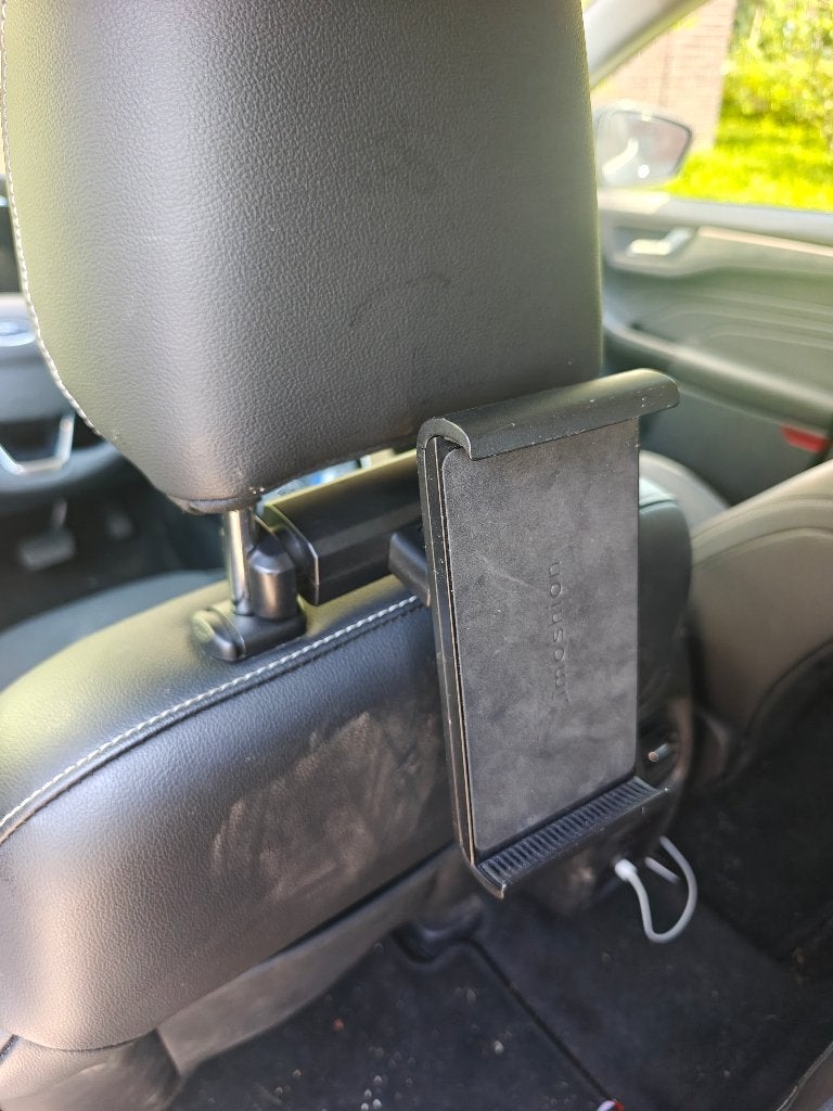Tablet houder auto, Ophalen, Zo goed als nieuw