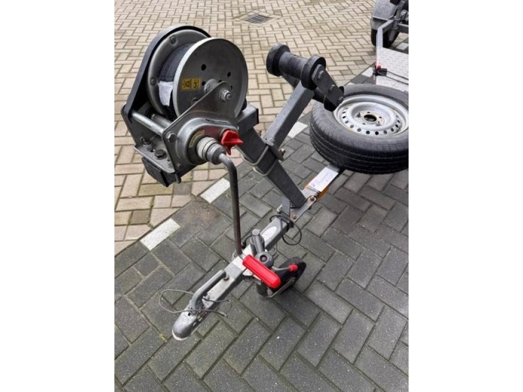 Kanteltrailer met loopplanken en reserve wiel. € 80, Niet ingevuld, Gebruikt, Niet ingevuld, Niet ingevuld