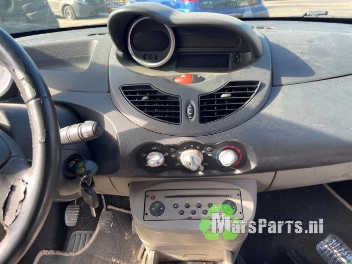 Kachel Bedieningspaneel van een Renault Twingo, Gebruikt, -, Renault, -