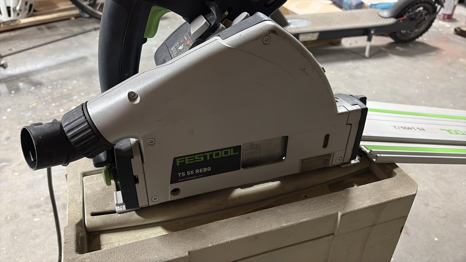 Festool TS 55 REBQ invalzaag met geleiderail 1.40m, Doe-het-zelf en Verbouw, Gereedschap | Zaagmachines, Ophalen, Gebruikt, Invalzaag