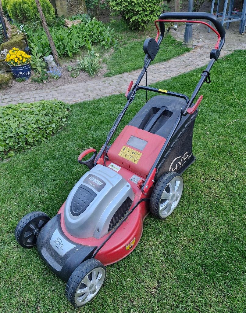 Perfecte grasmaaier, Tuin en Terras, Ophalen, Cirkelmaaier, Gebruikt, Elektrische grasmaaier