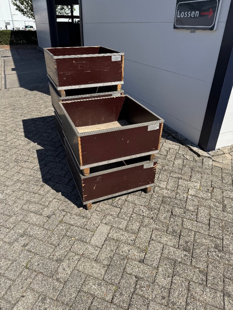 8 houten kisten, Gebruikt, 60 cm of meer, 50 tot 75 cm, Bak of Kist