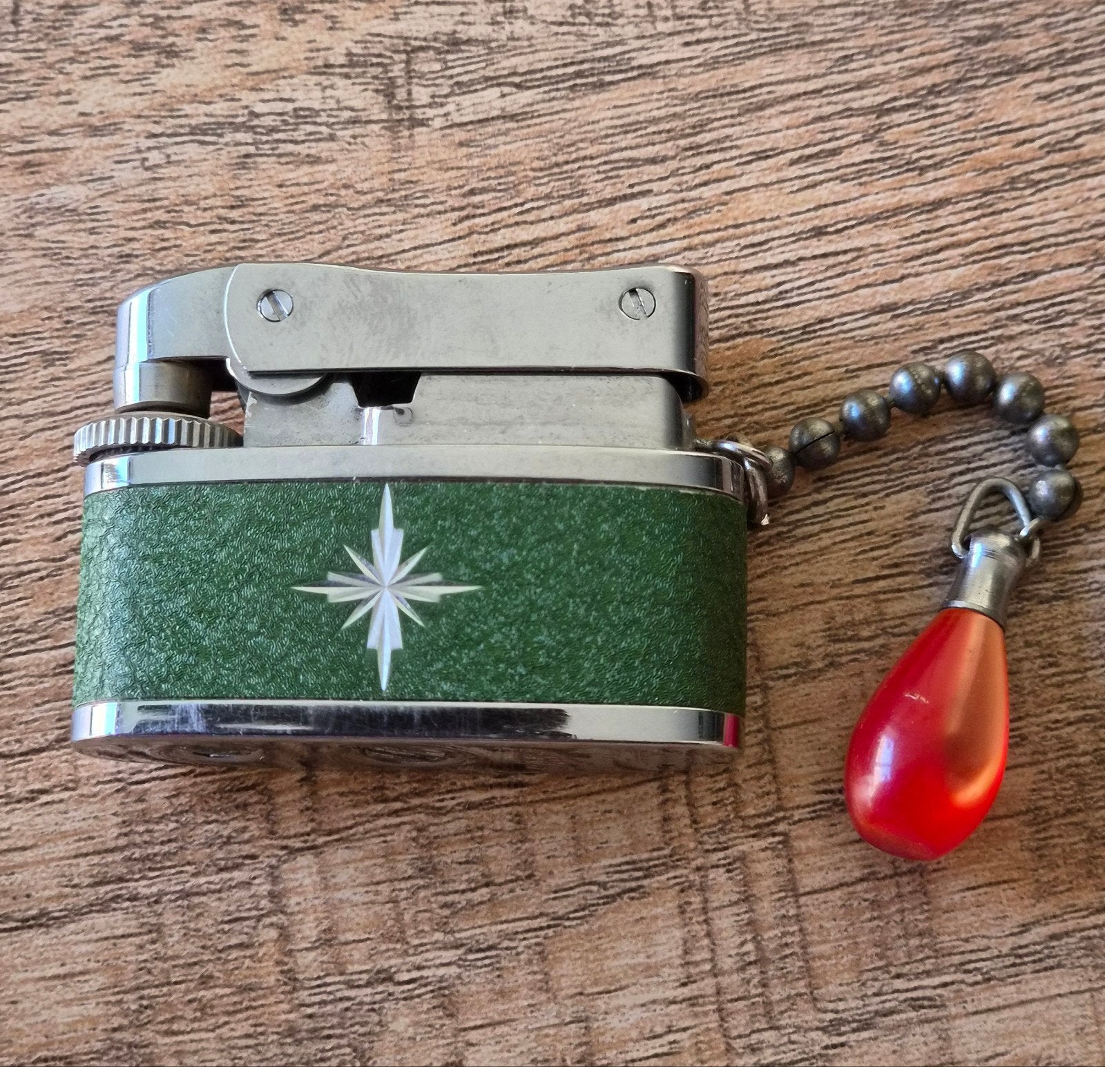 Vintage Brother-Lite Gasaansteker – Groen met Atomic Starbur, Verzamelen, Ophalen of Verzenden, Gebruikt, Aansteker