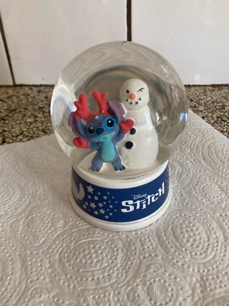 Leuke sneeuwbol stitch, Ophalen of Verzenden, Zo goed als nieuw