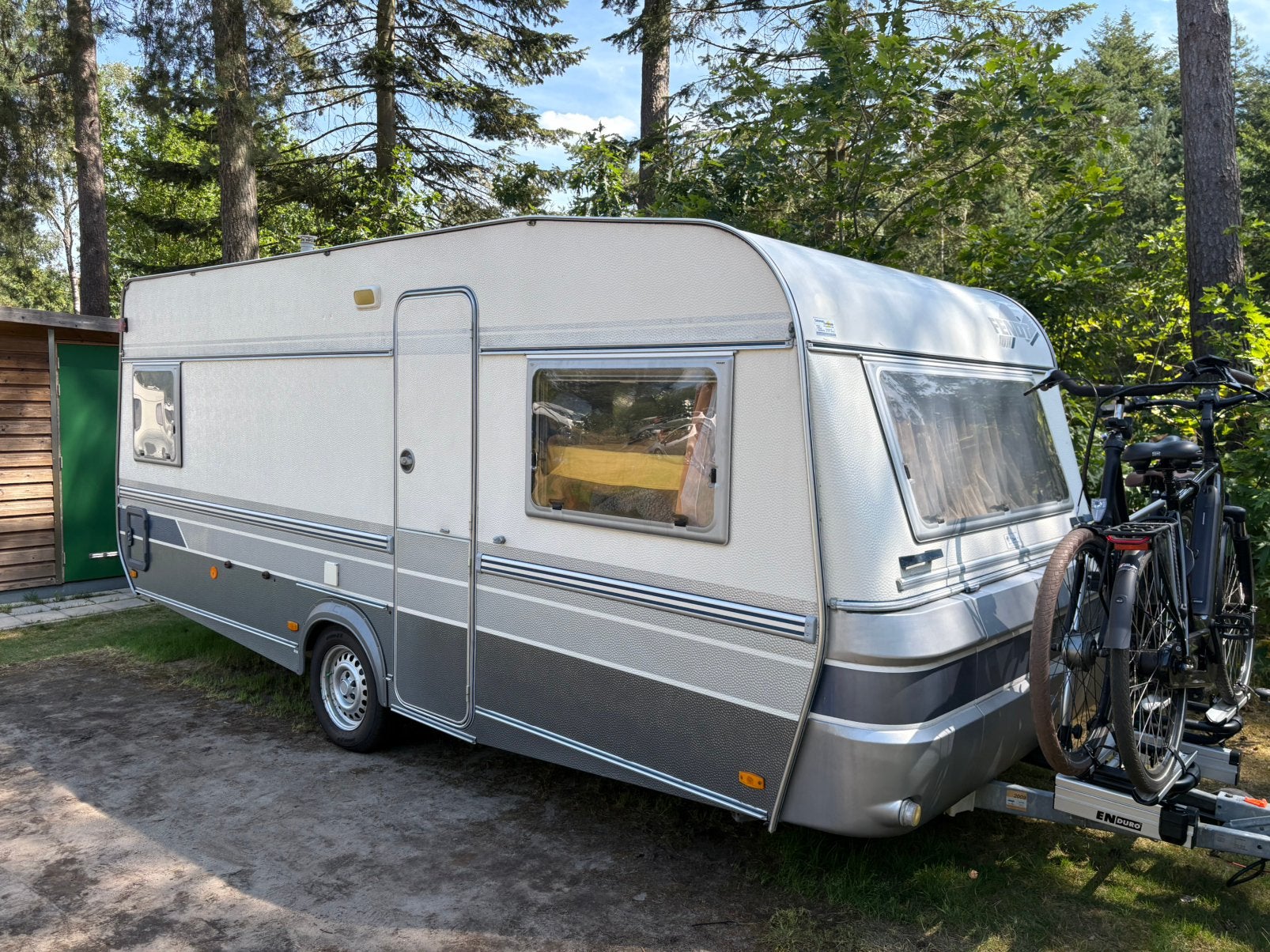 Fendt Joker Bianco 510A (1996) Compleet met voortent, luifel, Caravans en Kamperen, Caravans, Omvormbare zithoek, Rondzit, Schokbreker
