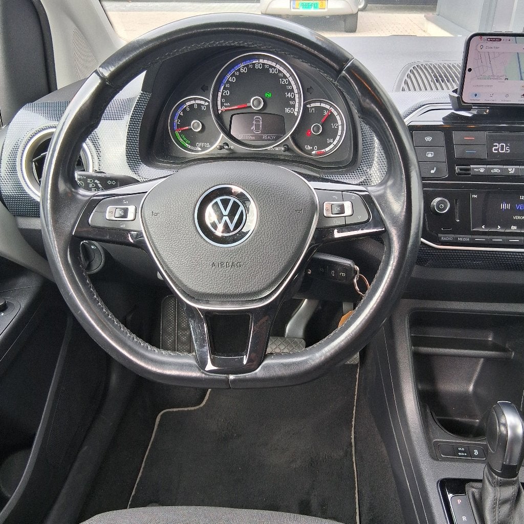 Foto 16 van Volkswagen E-Up! STYLE /Cruise C/ CAMERA/ 92,4% SOH/LUXE