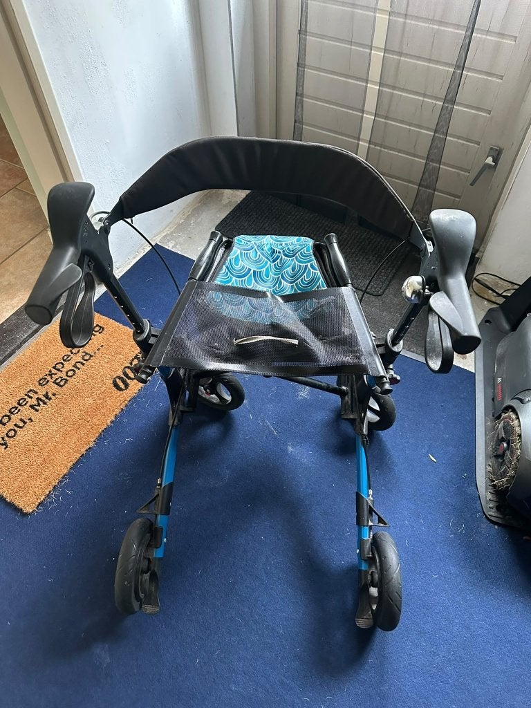 Topro Olympos rollator met tas en rugband, Ophalen, Gebruikt