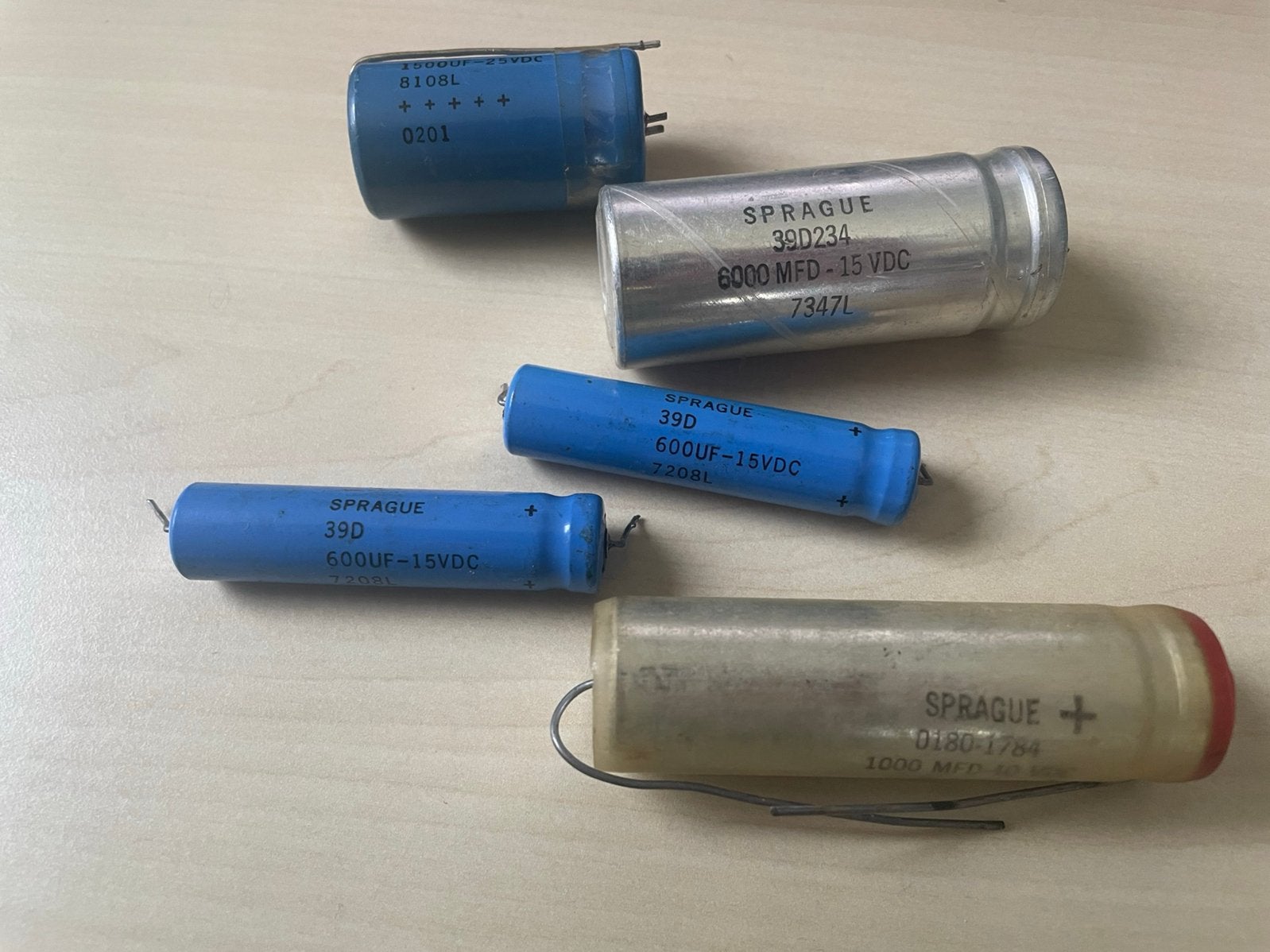 Vintage Sprague condensatoren 600 - 6000 uF, Ophalen, Gebruikt
