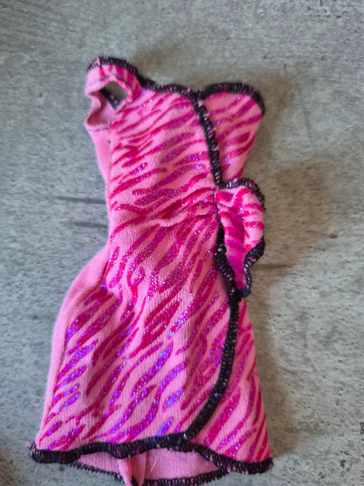 Barbie jurk roze met glitter zebraprint, Ophalen of Verzenden, Gebruikt