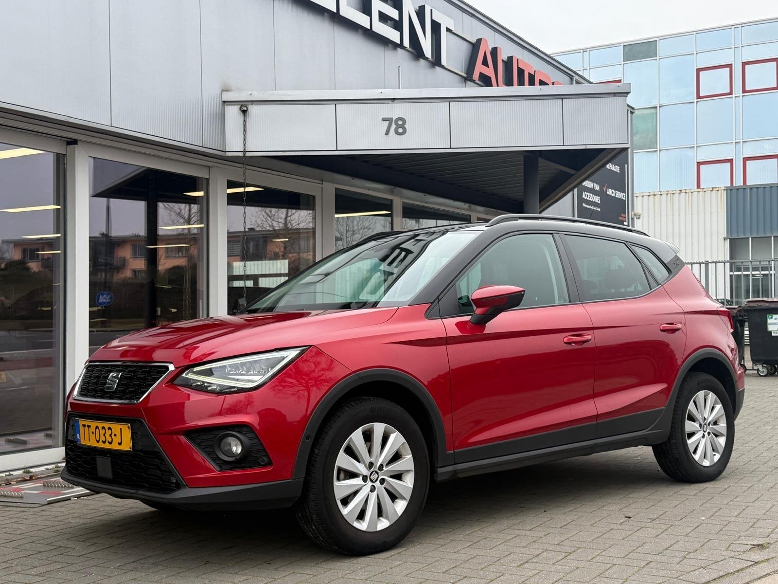 Seat Arona 1.0 TSI Style Business| Camera|Navi| ACC, Voorwielaandrijving, Stof, Gebruikt, Automatische klimaatregeling