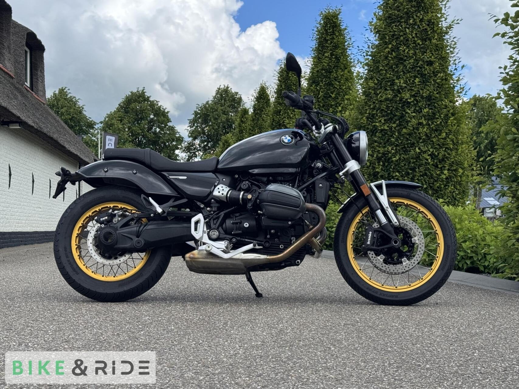 BMW R12 - BTW motor - Spaakwielen, Traction Control, Bedrijf, 1170 cc, Bayerische Motoren Werke Aktiengesellschaft