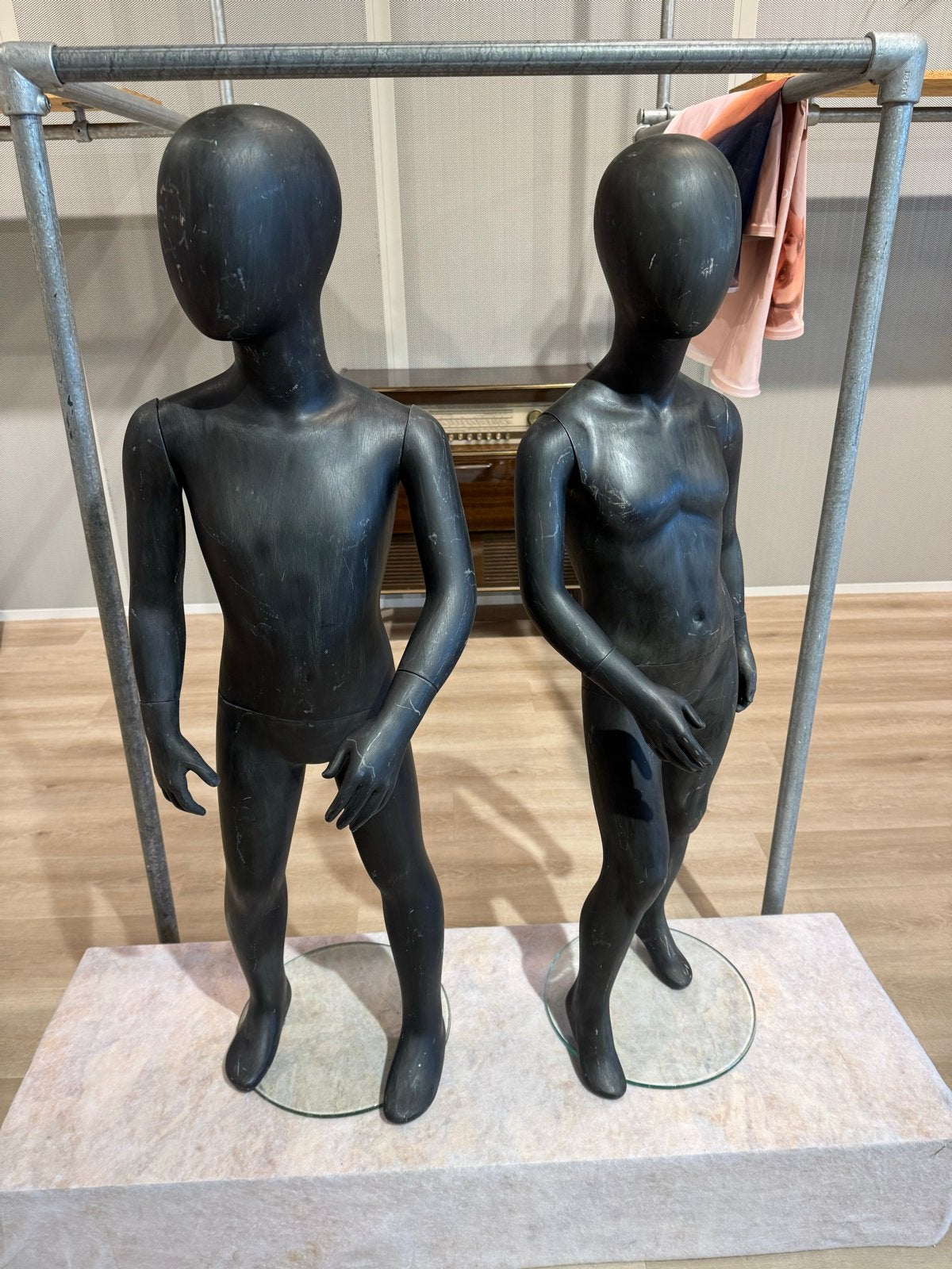 2 Hans Boodt kinderpaspoppen, maat 110/116/122 cm, Ophalen, Hans Boodt, Hans Boodt, Hans Boodt