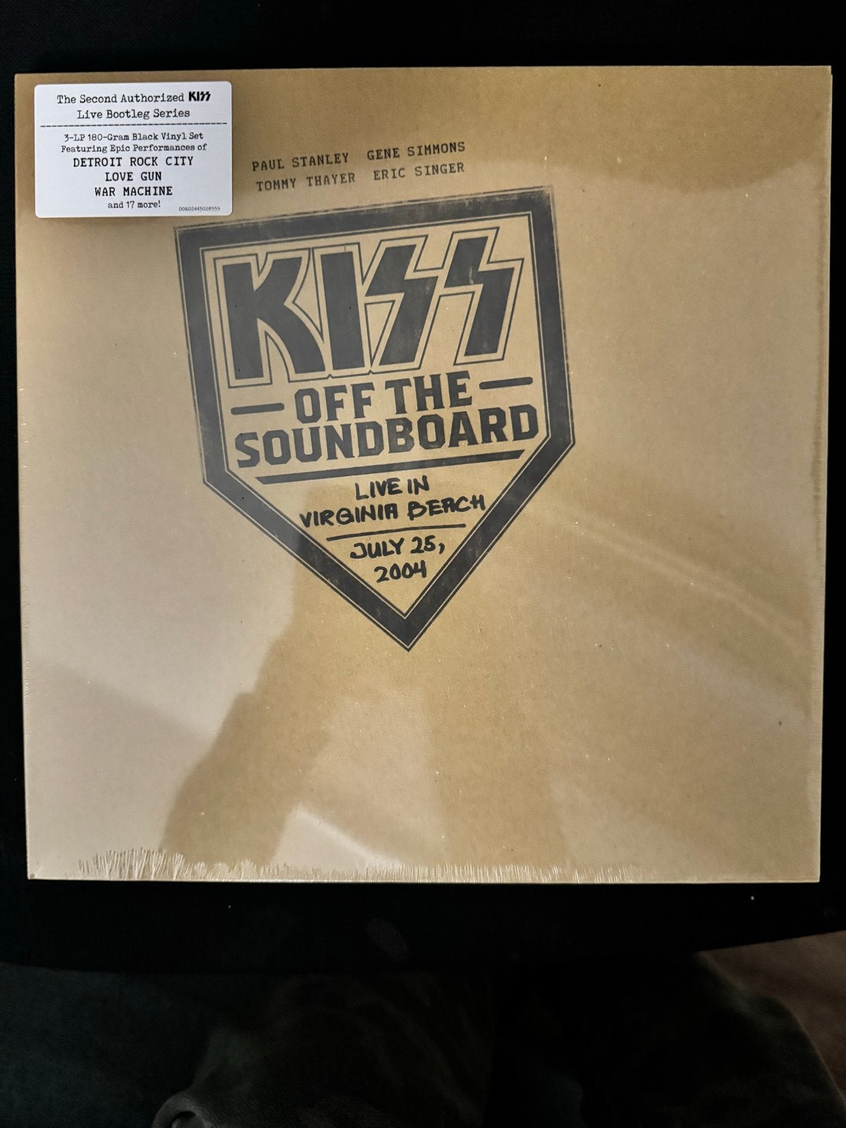 KISS - Off The Soundboard: Live In Virginia Beach 2004 (Viny, LP, Hard Rock, Geseald, Ophalen of Verzenden