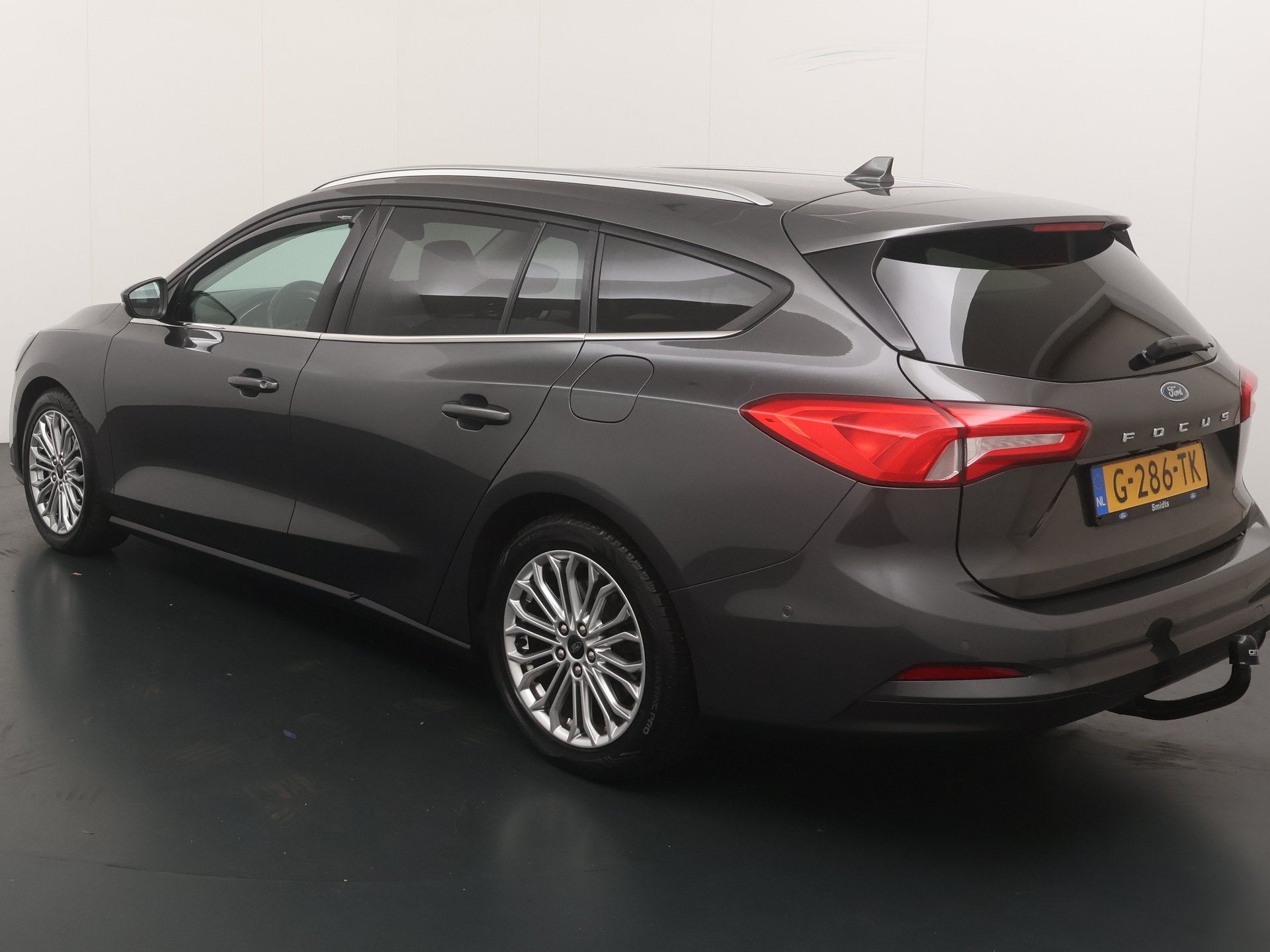 Ford FOCUS Wagon 1.5 EcoBoost Titanium 150PK | Trekhaak | Wi, Auto's, Stof, Origineel Nederlands, Handgeschakeld, 3 cilinders
