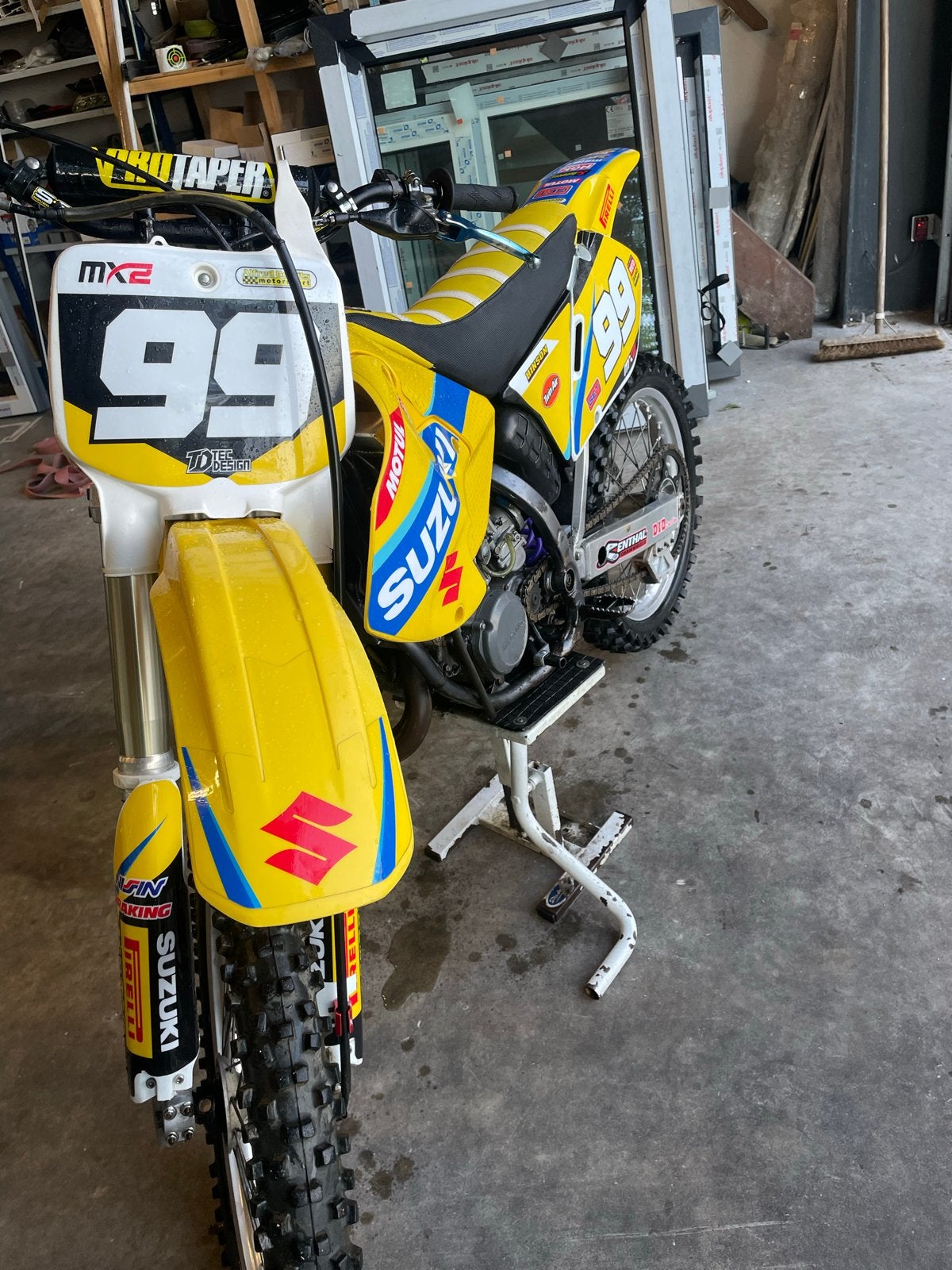 Suzuki RM 125 Crossmotor - Klaar voor de crossbaan, Gebruikt, Particulier, Minimaal motorrijbewijs A2, Handgeschakeld