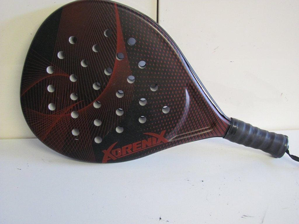 padel racket van XORENIX (rood)gebruikt maar goede staat, Ophalen of Verzenden, Gebruikt, Padelracket