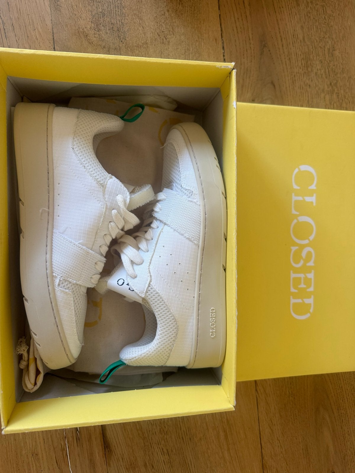 Witte Closed sneakers maat 37, Kleding | Dames, Ophalen of Verzenden, Nieuw, Wit, Sneakers of Gympen