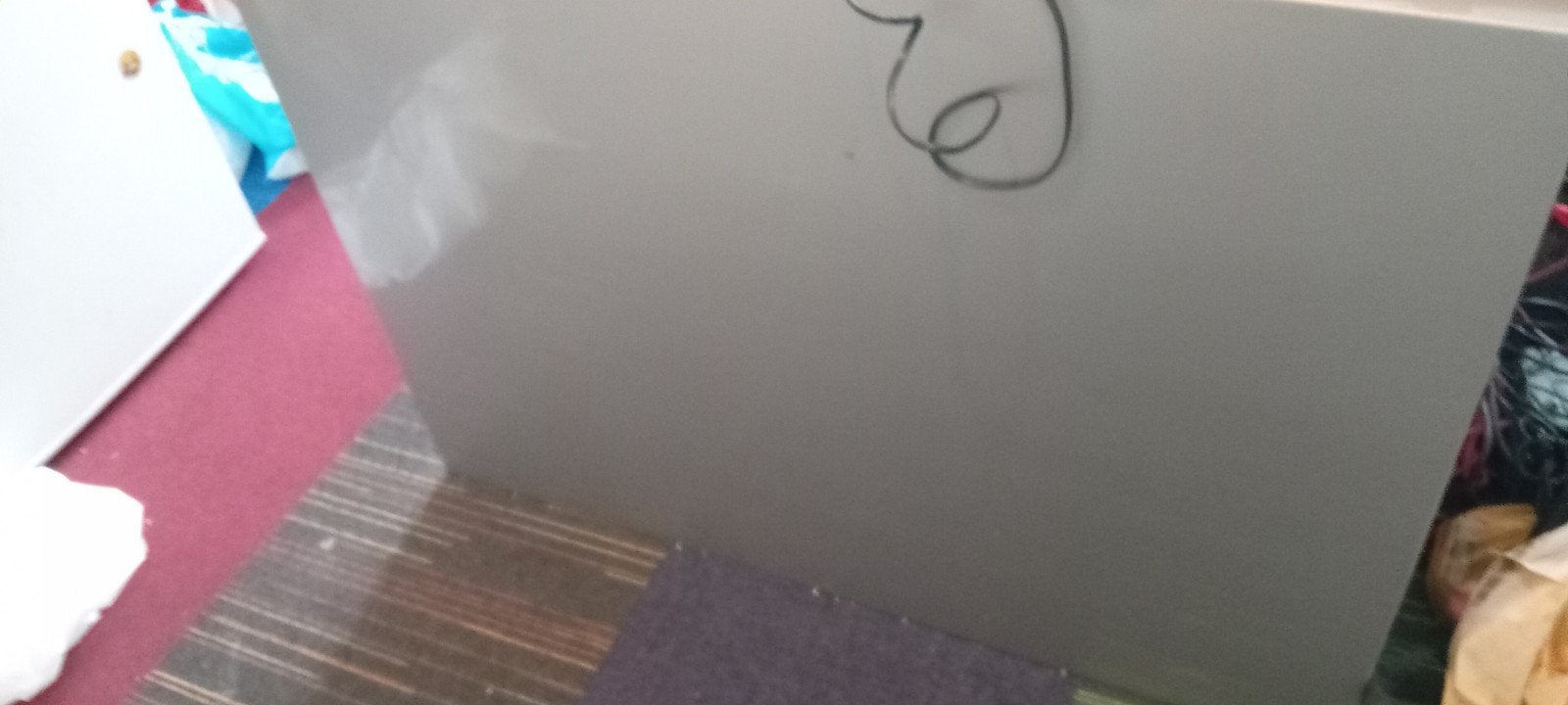 Gratis ophalen: Zilvergrijze salontafel, Ophalen, Gebruikt, 100 tot 150 cm, 75 cm of meer