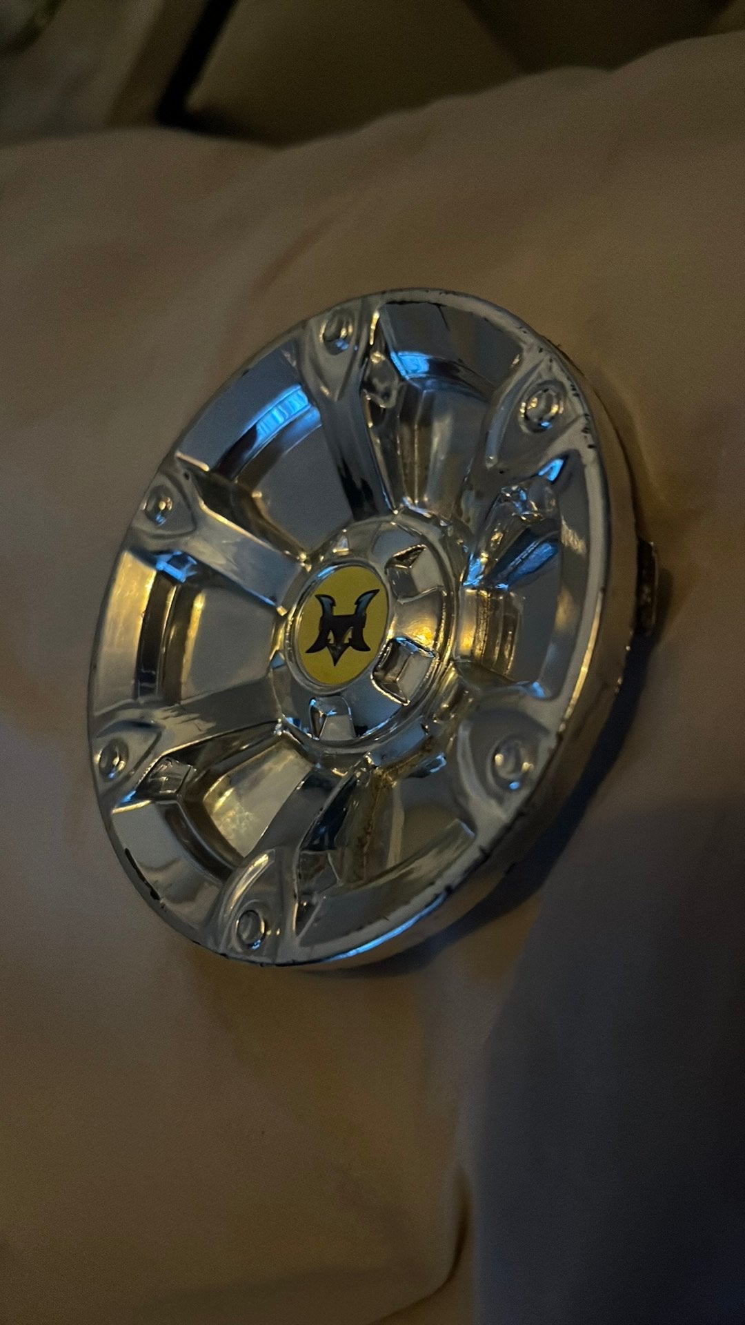 Klein plastic wielnaafdop (aleen ophalen), Ophalen, Zo goed als nieuw