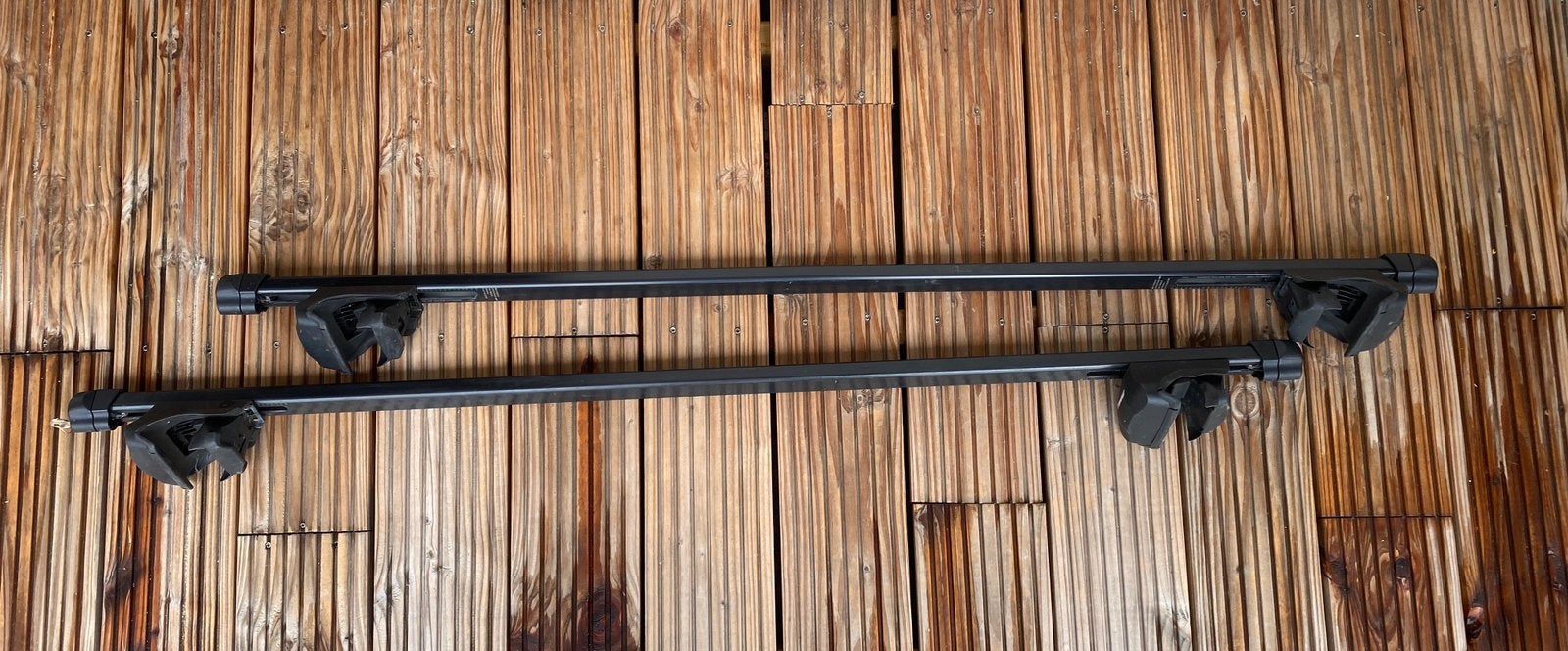 Dakdragetsetje Thule 755 voetenset en 127 cm barr, Auto diversen, Dakdragers, Ophalen, Gebruikt