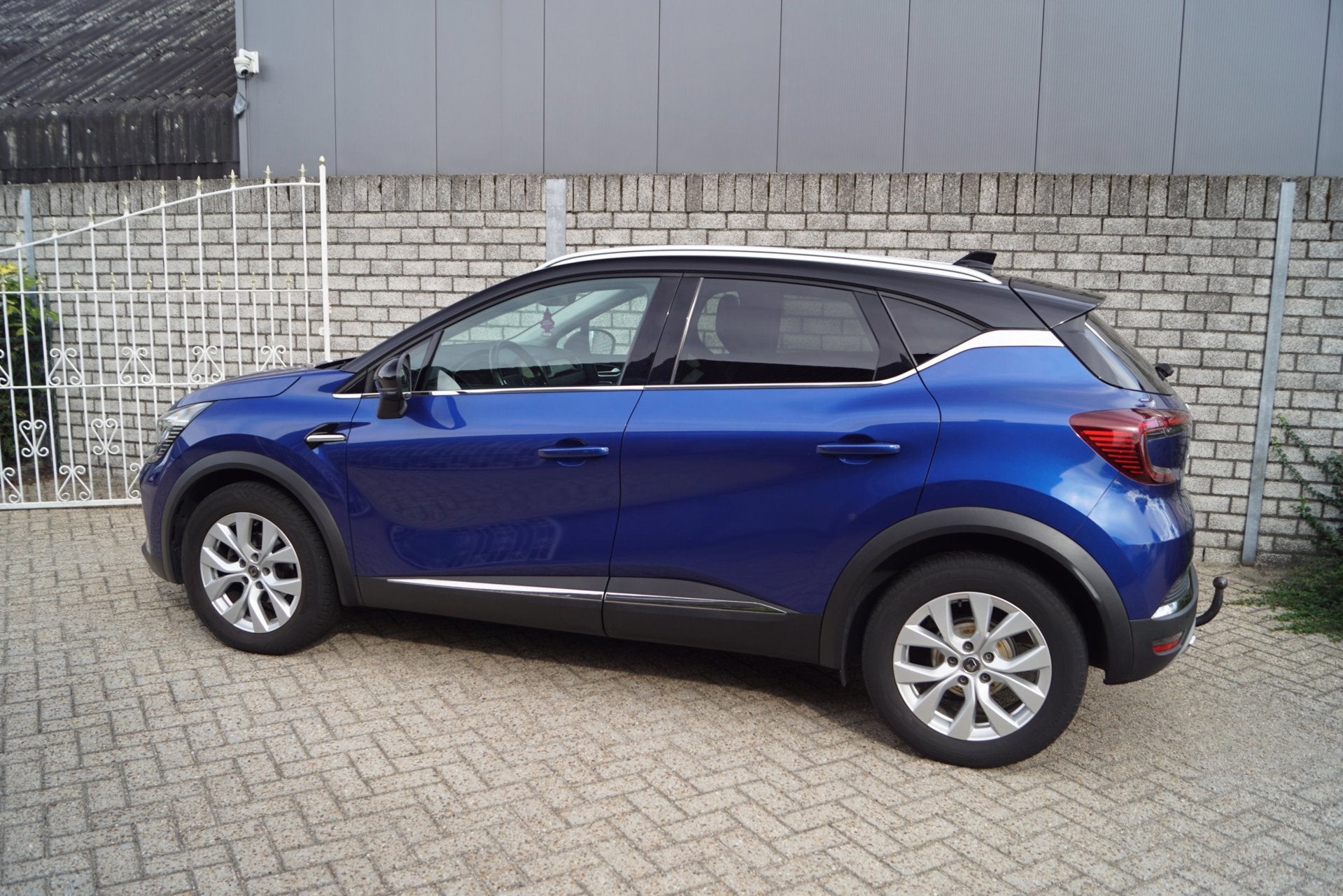 Foto 21 van Renault Captur 1.3 TCe 130 Intens Autom Half Leder/Stof Spor