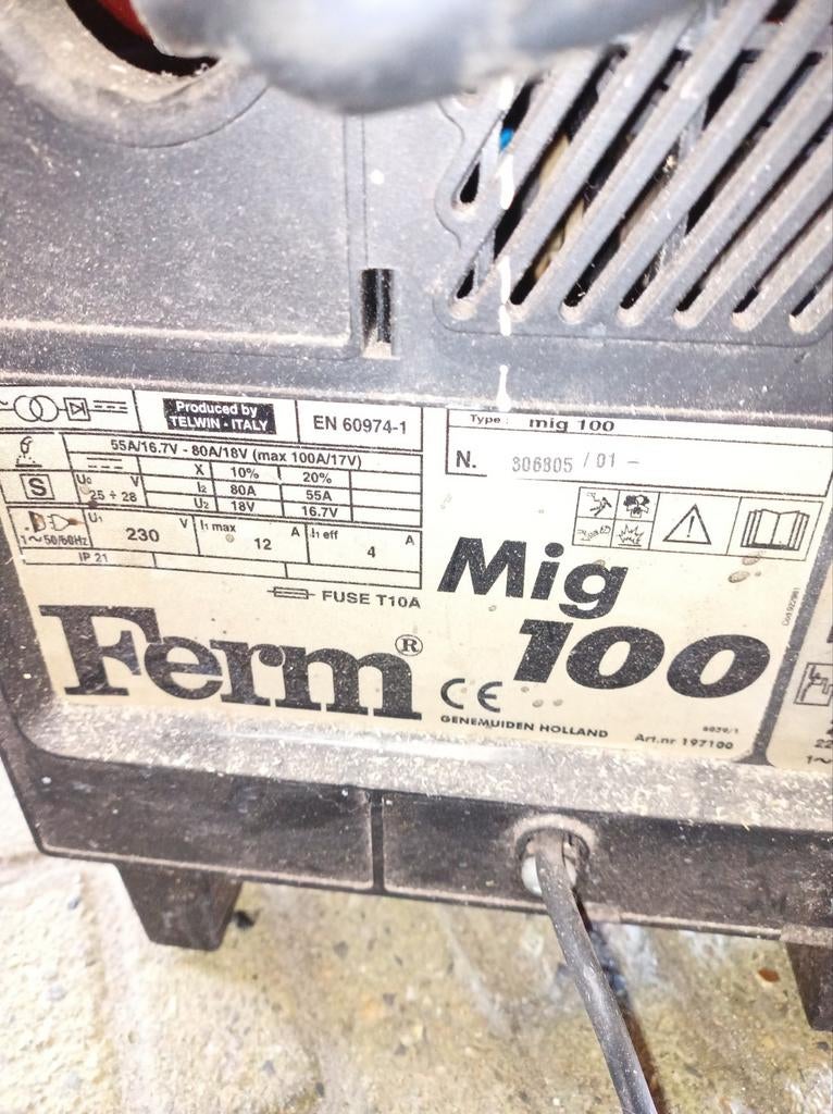 Ferm Mig 100 Lasapparaat met gasfles, Doe-het-zelf en Verbouw, Gereedschap | Lasapparaten, Ophalen of Verzenden