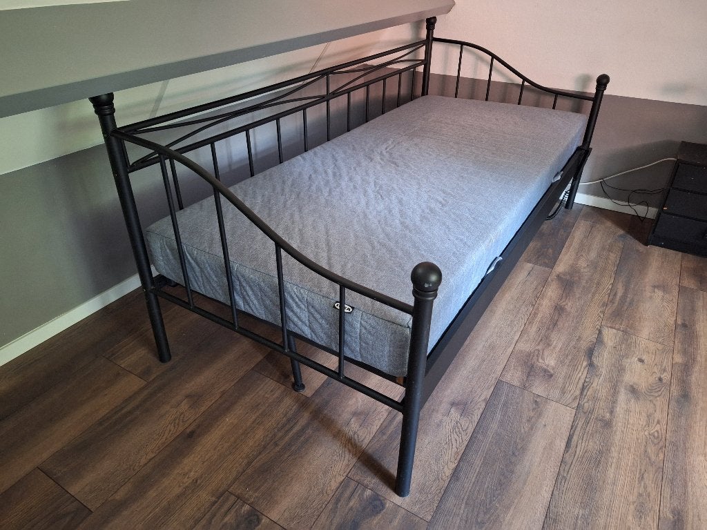 Eenpersoons verstelbaar bed - incl 90x200 matras, Ophalen, 90 cm, Eenpersoons, Zwart