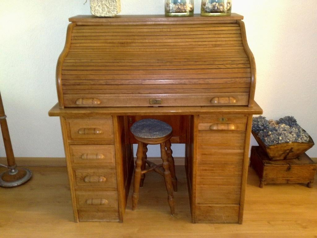 Antiek eiken bureau, Ophalen