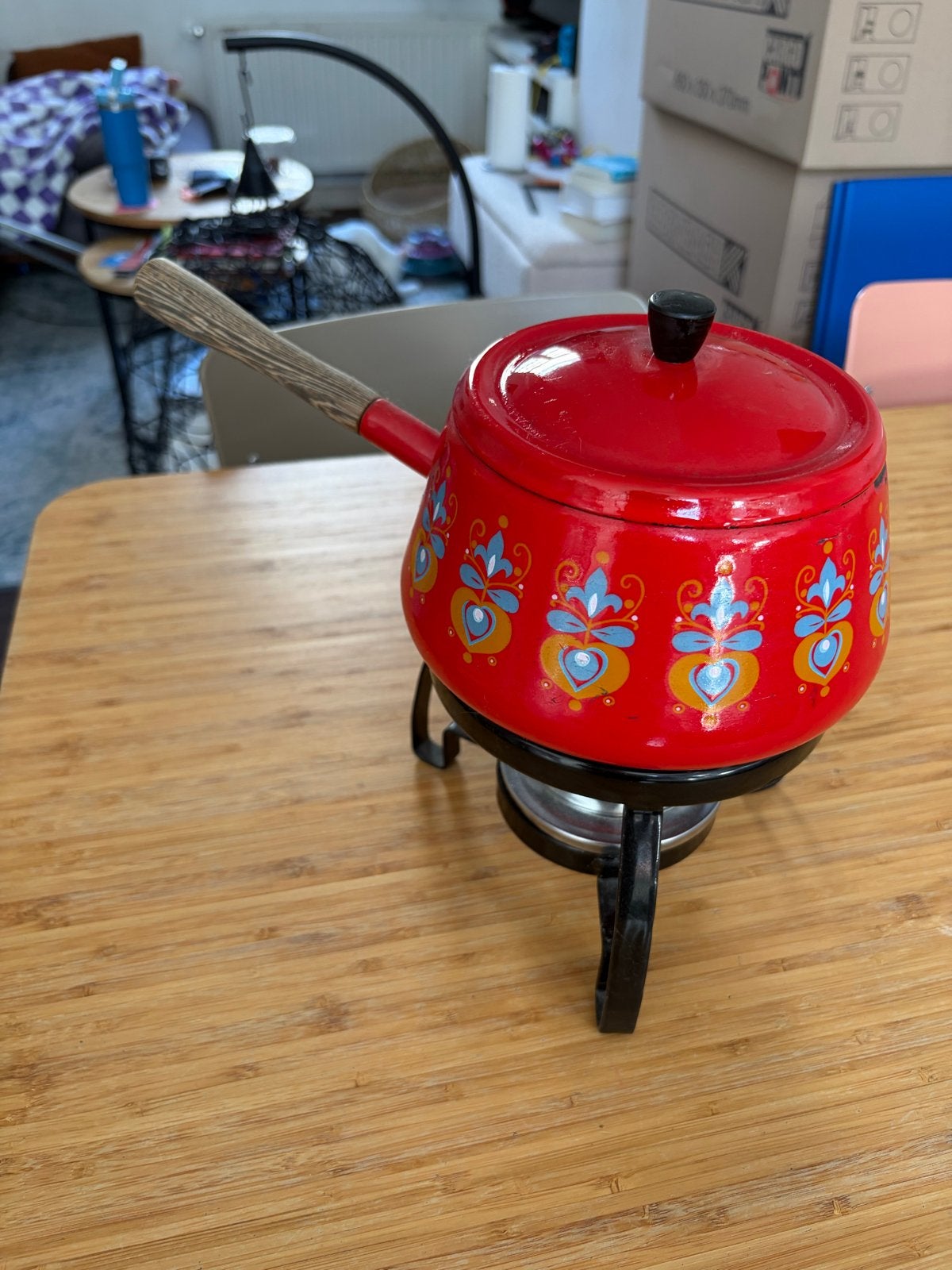 Retro fonduepan met standaard - Rood met bloemmotief, Ophalen of Verzenden, Gebruikt