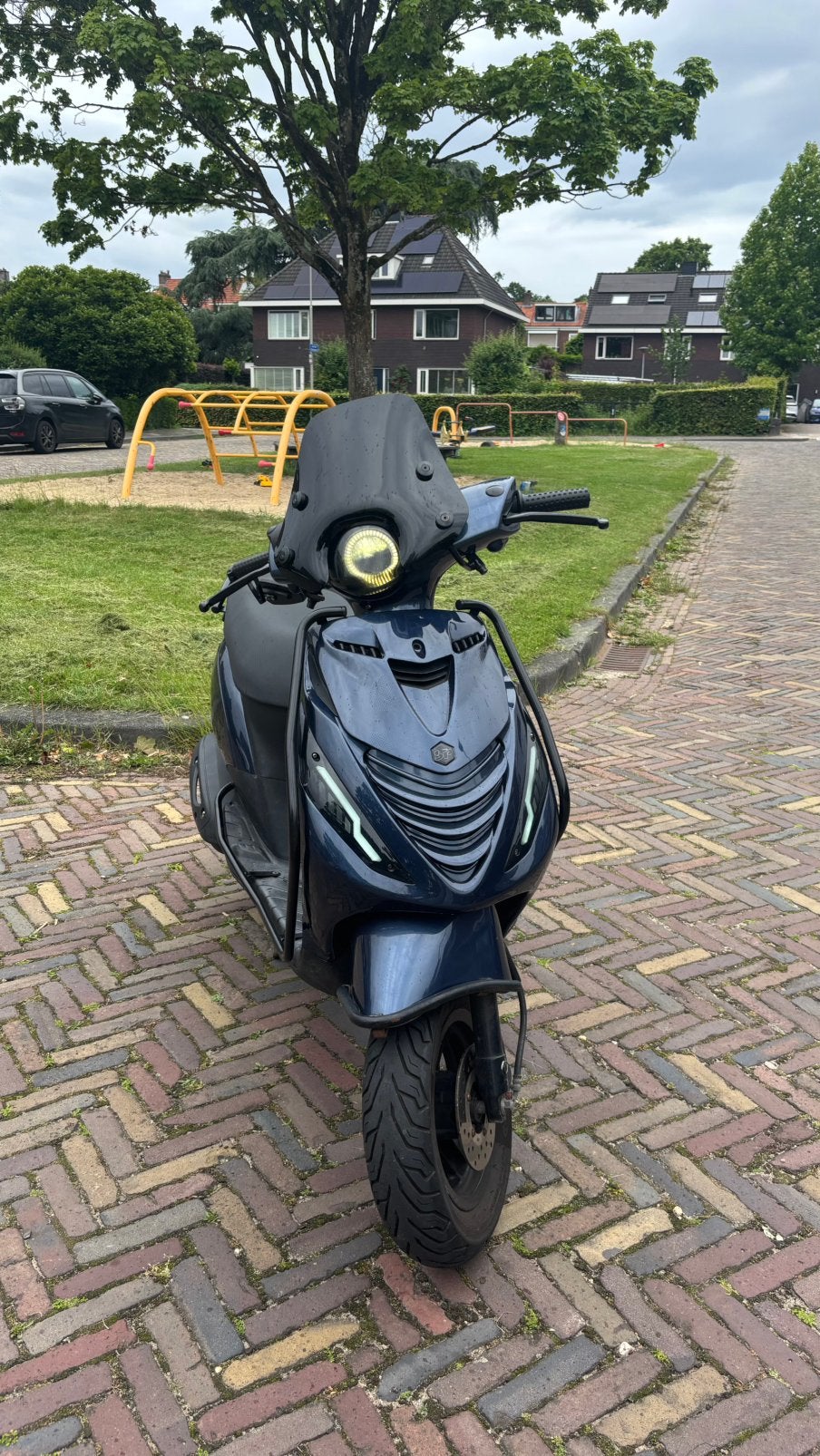 Piaggio zip iget 2019 4 takt, Fietsen en Brommers, Scooters | Piaggio, Ophalen of Verzenden, Zo goed als nieuw, Benzine, Zip