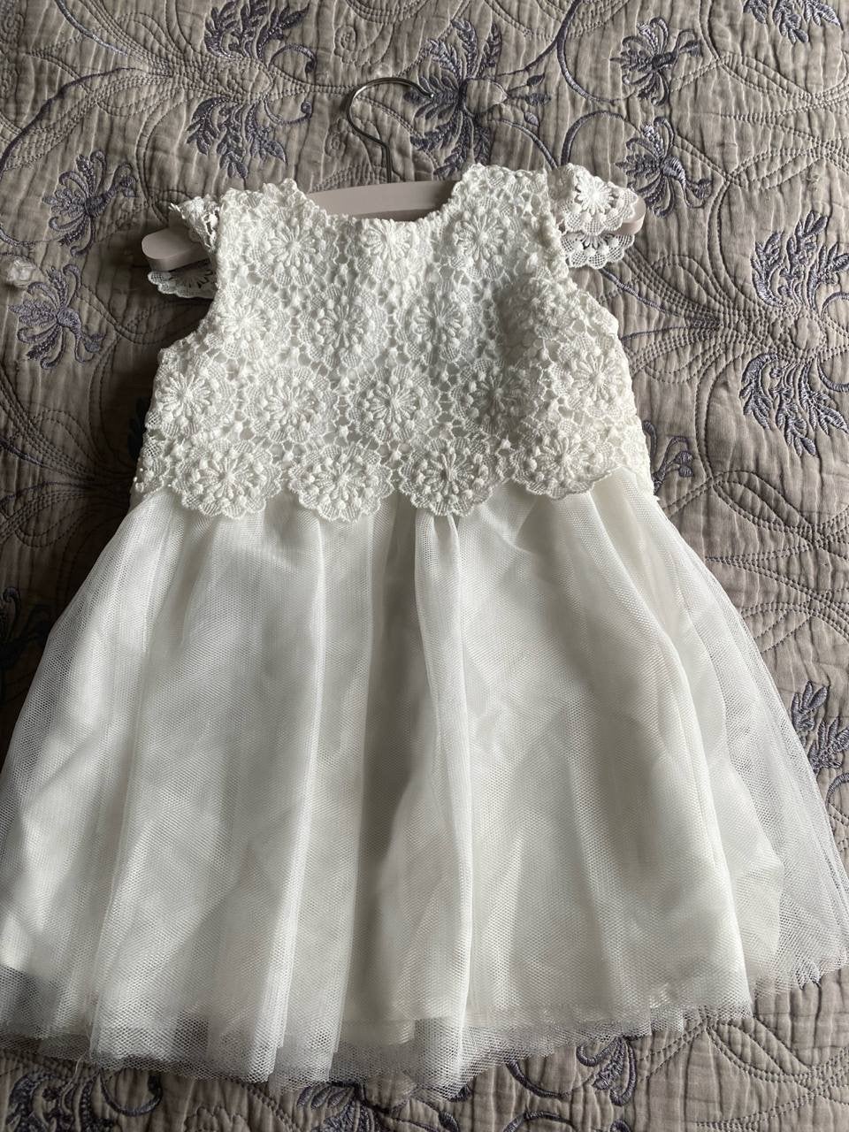 Feestjurkje meisje 6-9 maanden, Kinderen en Baby's, Babykleding | Maat 74, Ophalen, Zo goed als nieuw, Meisje, Jurkje of Rokje