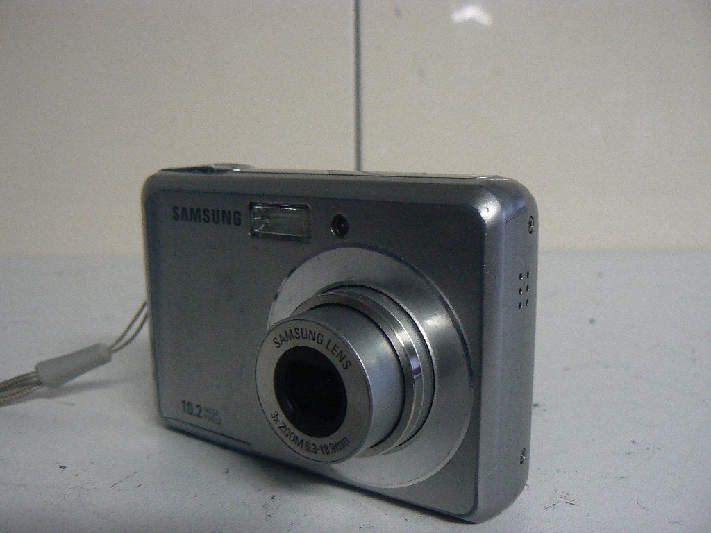 Samsung es15 digitale camera met 10.2mp, Gebruikt, Compact, 10 Megapixel, Ophalen of Verzenden