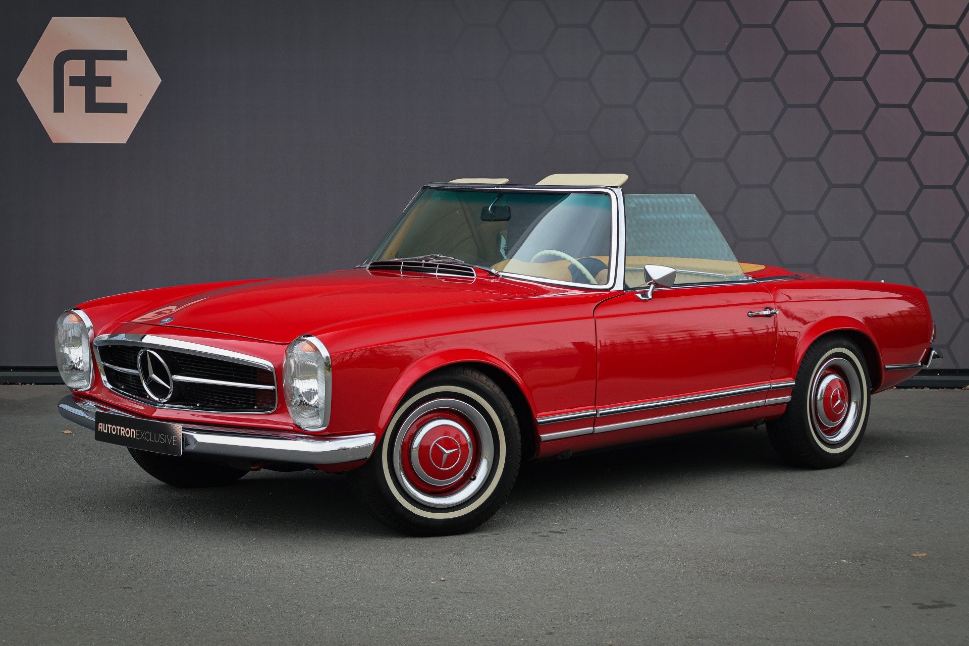 Mercedes-Benz 200-serie 230 SL Mercedes-Benz 230 SL, Lederen bekleding, Beige, Overige carrosserieën, Bedrijf