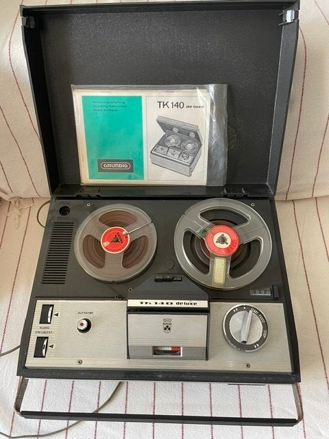 Bandrecorder Grundig TK 140, Audio, Tv en Foto, Bandrecorders, Ophalen, Bandrecorder, Met stofkap