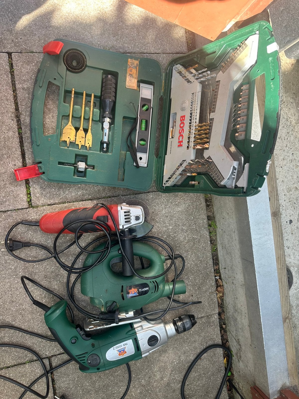 Gereedschap boormachine slijpmachine decoupeerzaag, Ophalen, Zo goed als nieuw, Boormachine