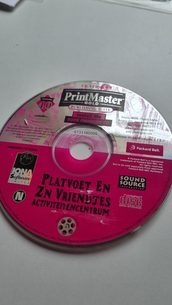 Platvoet en zijn Vriendjes Activiteitencentrum CD-ROM, Puzzel en Educatief, Gebruikt, Verzenden, 1 speler