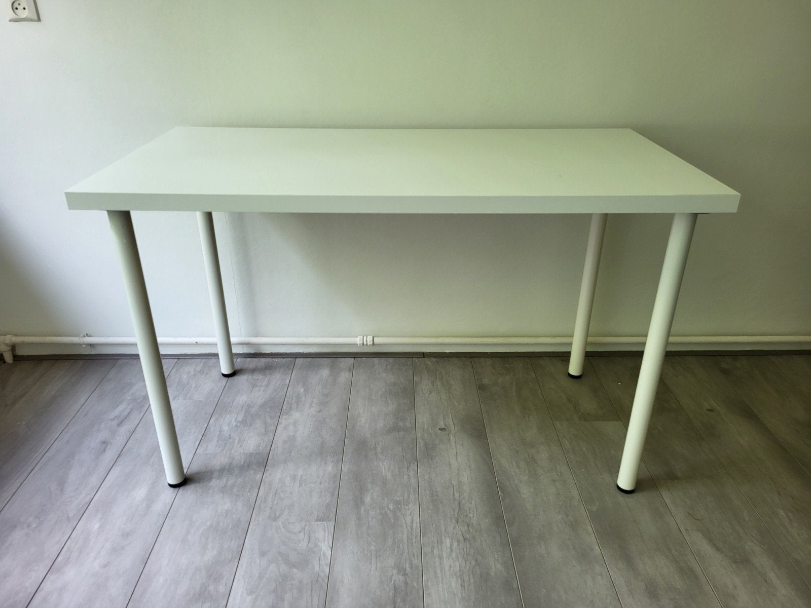 Bureau wit, Huis en Inrichting, Ophalen, 120 cm, Zo goed als nieuw, IKEA