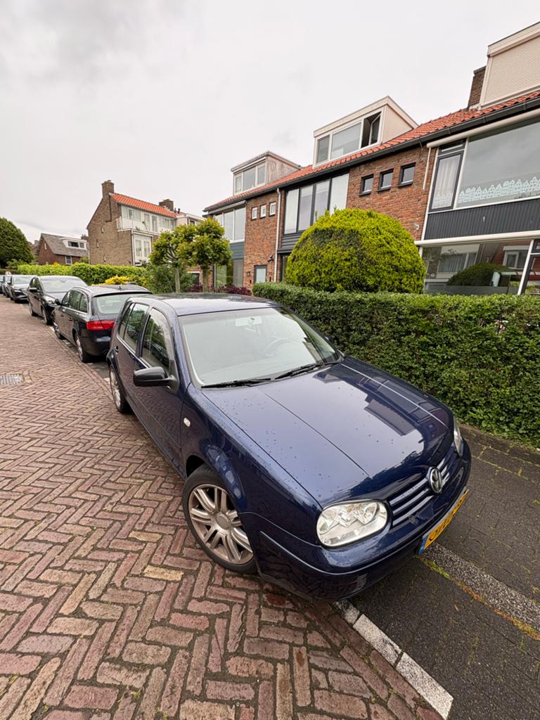 Volkswagen Golf 1.4 55KW 2002 Blauw, Auto's, Voorwielaandrijving, 15 km/l, 74 pk, 49 €/maand